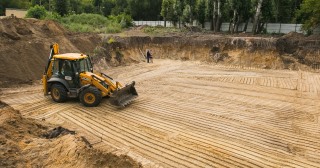 Разработка котлована Чапаевск, цена от 314 руб./м3.